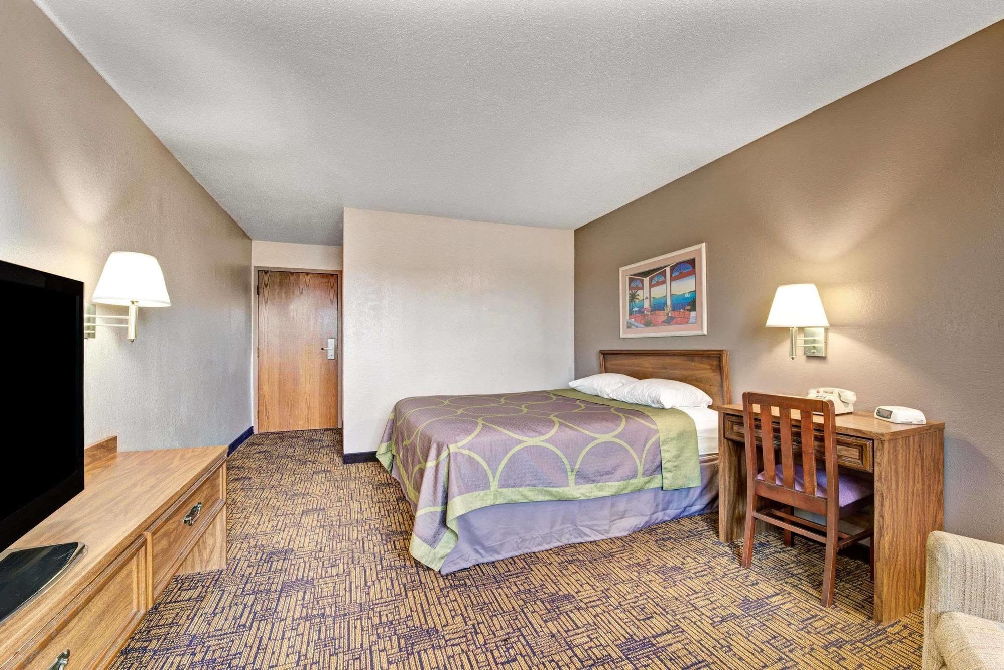 Super 8 By Wyndham Indianapolis Emerson Екстериор снимка